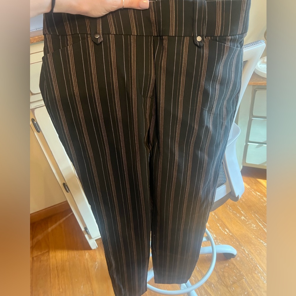 Maurice’s small regular skinny work pants